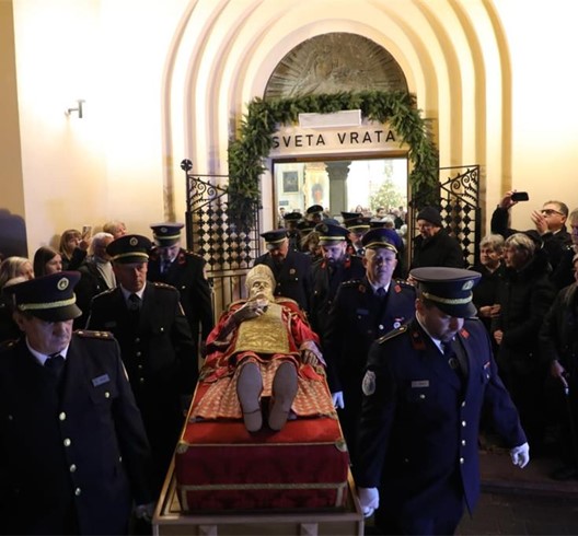 [UŽIVO] Povratak relikvija bl. Alojzija Stepinca u Zagreb i zatvaranje Jubilejske godine